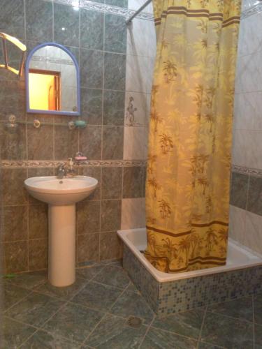 Guest House Mush - image 5