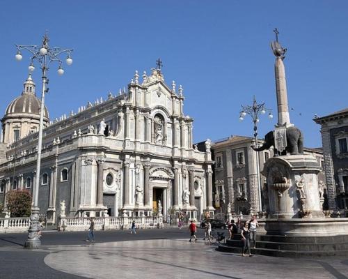 Appartamento Etna Gs gîte à louer Teatro Massimo Bellini