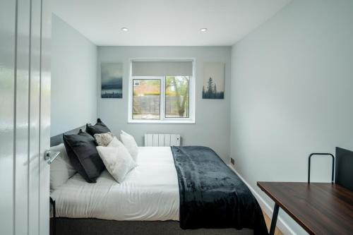 Picture of Skyline Serviced Apartments - Flat A Rockingham Way