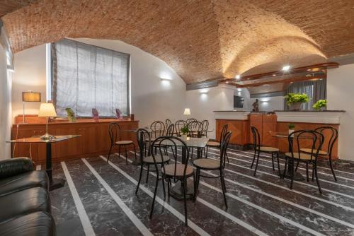 Hotel Argentina Curtatone - image 9