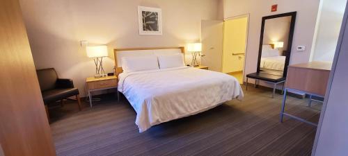 Holiday Inn El Paso West – Sunland Park, an IHG Hotel