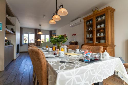 Iekārtas, Bed & Breakfast 't Vèèrke (Bed & Breakfast 't Veerke) in Dilsen Stokkema