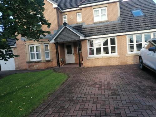Modern luxurious 4 bedroom home 10 mins from city centre gîte à louer Mount Vernon
