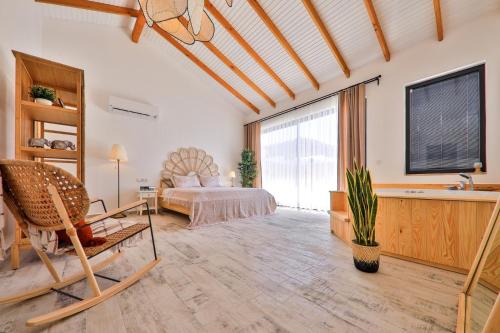 Golden Lighthouse Hotel in Kas