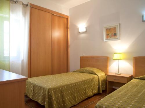 One-Bedroom Apartment (4 Adults) image 2