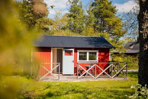 Cottage with Shared Bathroom