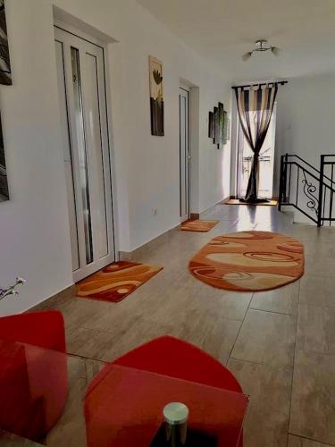 Pensiunea Casa Albă - image 2