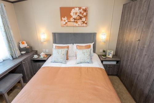 Bovisand Lodge Holiday Park - image 9