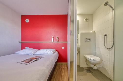 Bed, Unisotel Le Havre in Le Havre