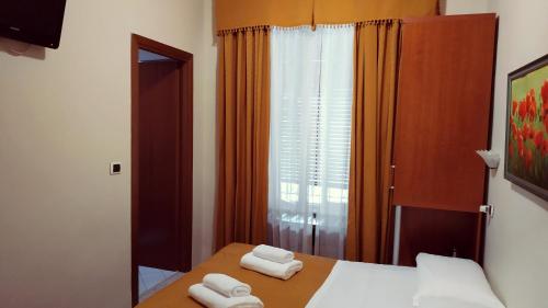 Hotel Everest - image 4