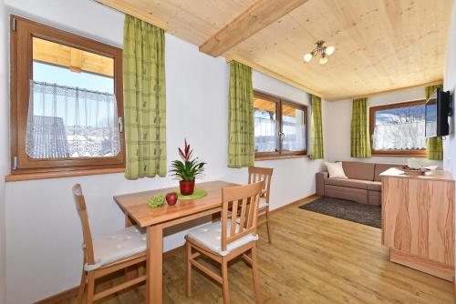 Superior One-Bedroom Apartment