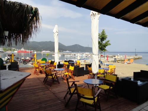 Restaurant, Captain's Beach Apartments in Thassos