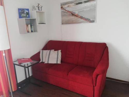 Ferienwohnung Berolina mit überdachter Terrasse Wiese 2 Zimmer 2 Bäder 2 TV in Graal-Müritz, Deutschland