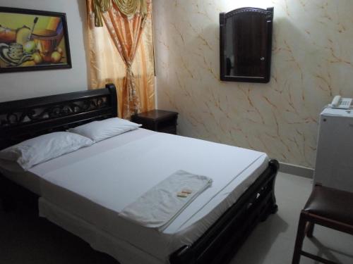 Double Room image 4