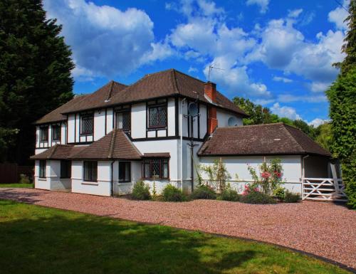 Countryside escape with stunning garden in Surrey gîte à louer Camberley