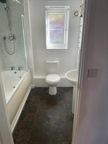 1 bed apartment -Bedworth
