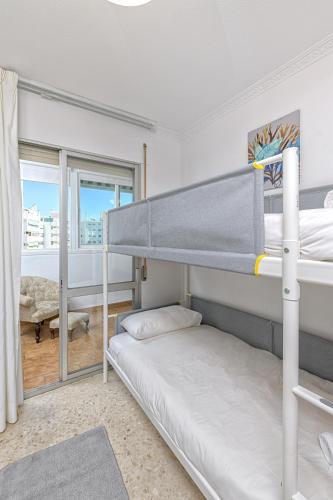 Immaculate 3-Bed Apartment in Fuengirola