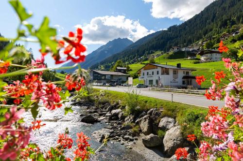 ทัศนียภาพภายนอกโรงแรม, Val Monte in คัพพล์