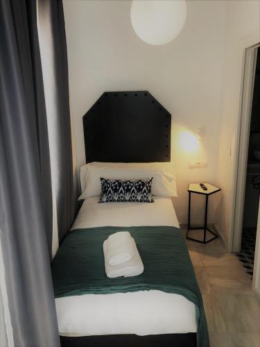 Single Room image 2