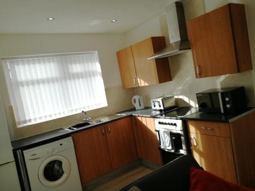 San Remo Apartments - image 14