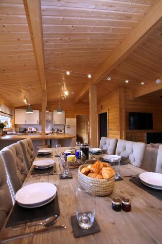 Cambridgeshire Lakes - luxury lodges in a stunning lake location