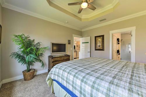 Panama City Beach House with Private Hot Tub! - image 9