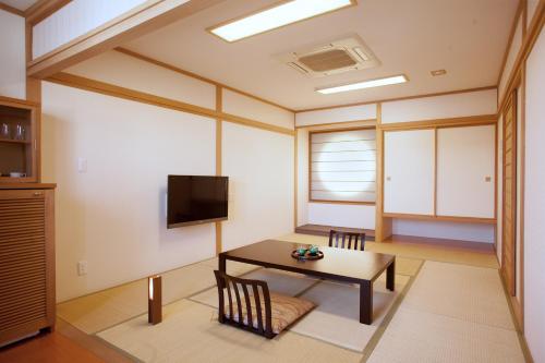 Superior Japanese-Style Room - Non-Smoking