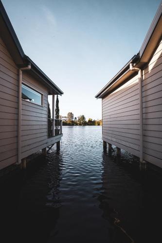 Lakeside Villas at Crittenden Estate