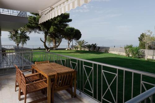 Two-Bedroom Apartment with Terrace and Sea View