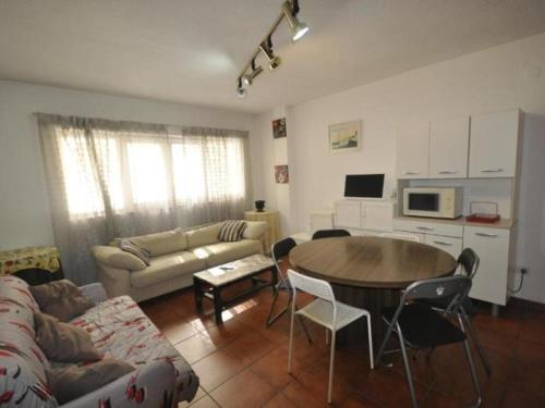 Apartamento edificio mont blanc pradollano 8pax
