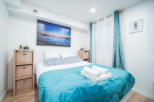 Apartement between Pigale and Gare Saint Lazare - II