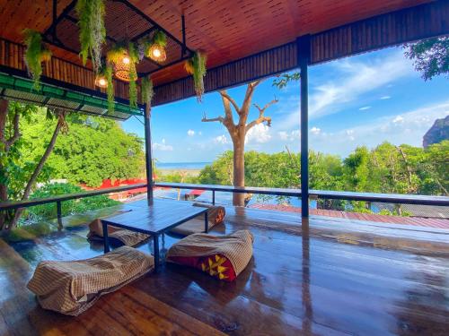 where to stay in Krabi: Rapala Rock Wood Resort, Railay Beach
