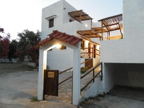 . Aeolos Hotel Apartments