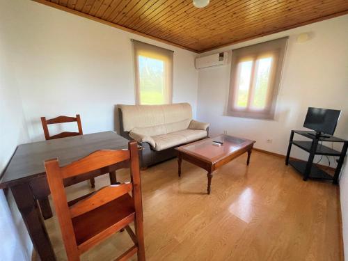 One-Bedroom Chalet image 10
