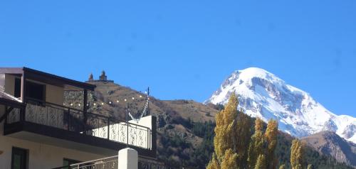Paramount Kazbegi, Kazbegi (foto 11)