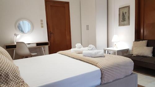 Apricot Apartment - Athens Center 6 BD 2.5 BATH - image 9