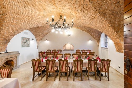 طعام و مشروبات, فندق دفوريك (Hotel Dvorec) in Tolmin