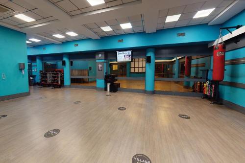 Village Hotel Warrington - image 4