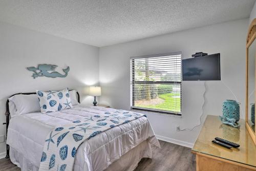 Updated Ormond Beach Condo Relax and Explore!