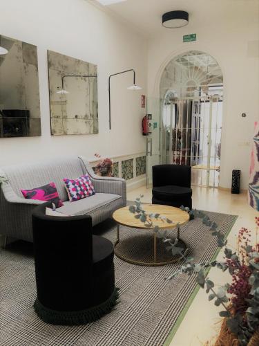 Hostal Hom Museo - image 3
