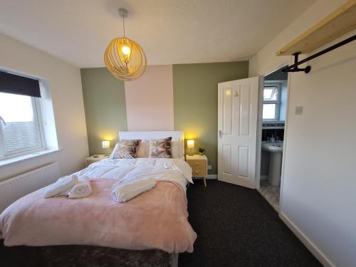 3 Bed House with Garage, NR BPW & Brecon Beacons National Park in Clwydyfagwyr