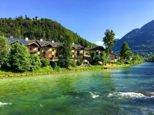 Haus Traun-Ufer - Riverside Townhouse in Bad Ischl, Österreich