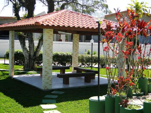 Casa com piscina para família (Casa com piscina para familia) in Lagoinha