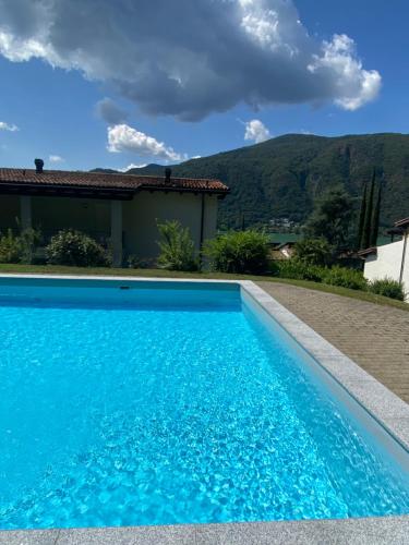 Bellissimo appartamento con giardino sul lago di Lugano in Morcote, Schweiz