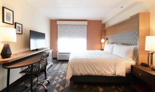 Standard King Room
