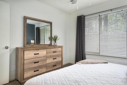 Perfect for Families 2 Pools Quiet Community