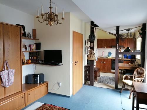 Apartment with Mountain View image 4