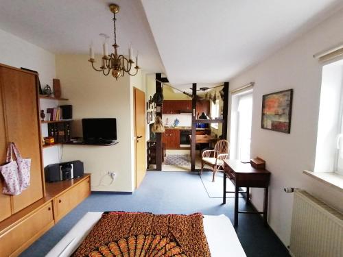 Apartment with Mountain View image 3