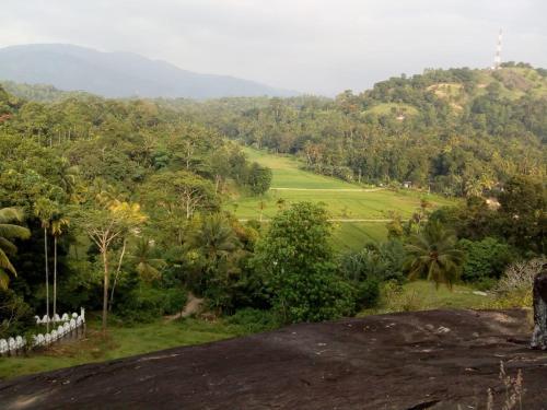 Captain's Bungalow, Kandy