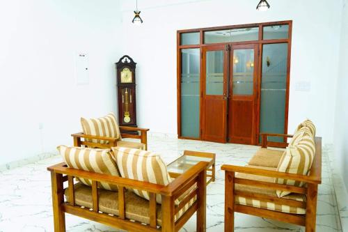 편의 시설/서비스, 밀라노 그랜드 뉴 레스트 하우스 (Milano Grand New Rest House) in 시기리야